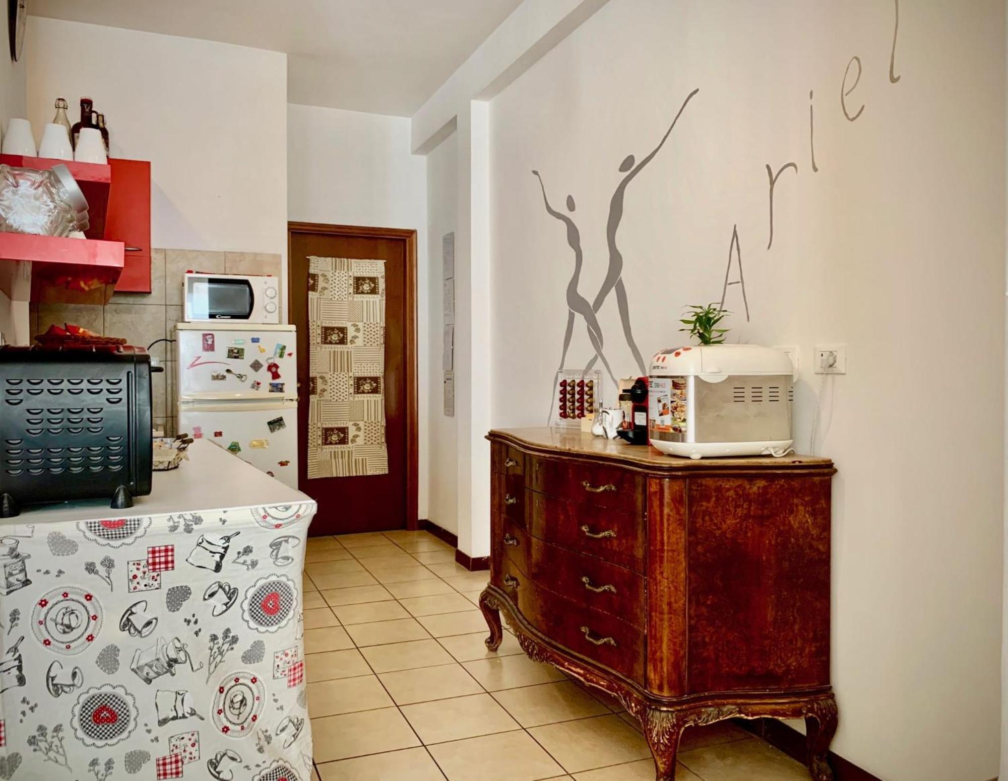 Ariel B&B Верона Екстериор снимка